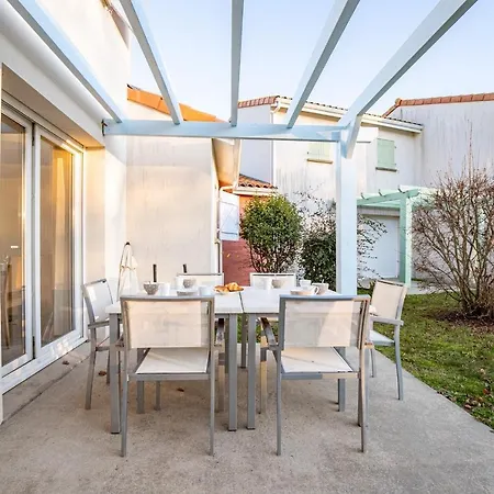 Semesterbostad Maison Avec Terrasse Pour 6 A Talmont St-hilaire