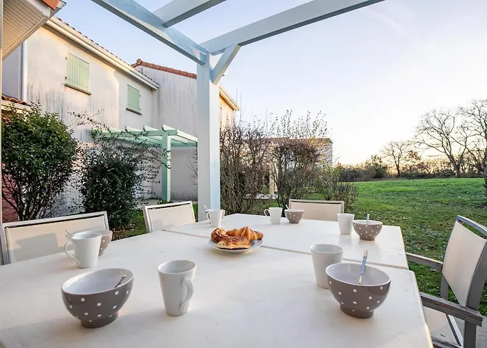 Maison Avec Terrasse Pour 6 A Talmont St-hilaire בית נופש